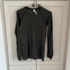 Lululemon long sleeve shirt.